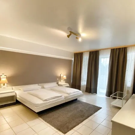 Aparthotel Wettenberg 3* Wettenberg